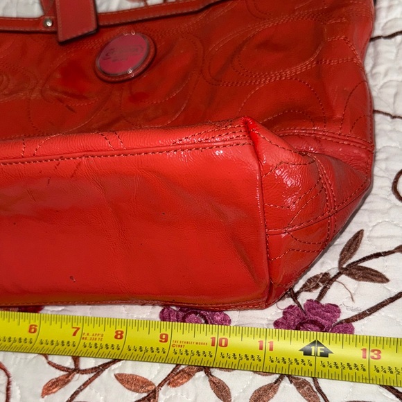 Coach 2010 Orange Tote with Scarf and Hang tag - has Callouts - Picture 12 of 13